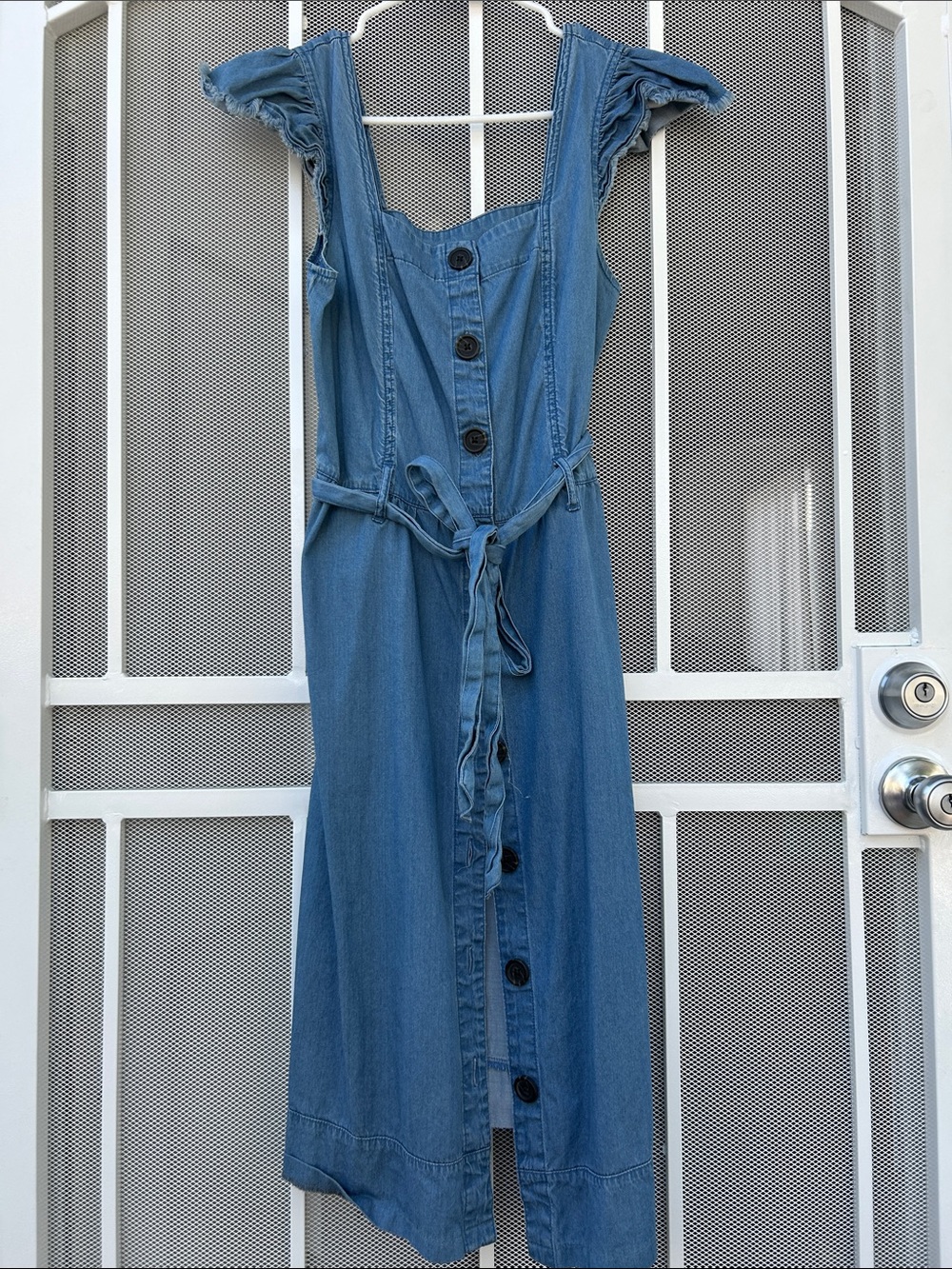 Who What Wear Blue Denim Button-Front Midi Dress with Tie Waist